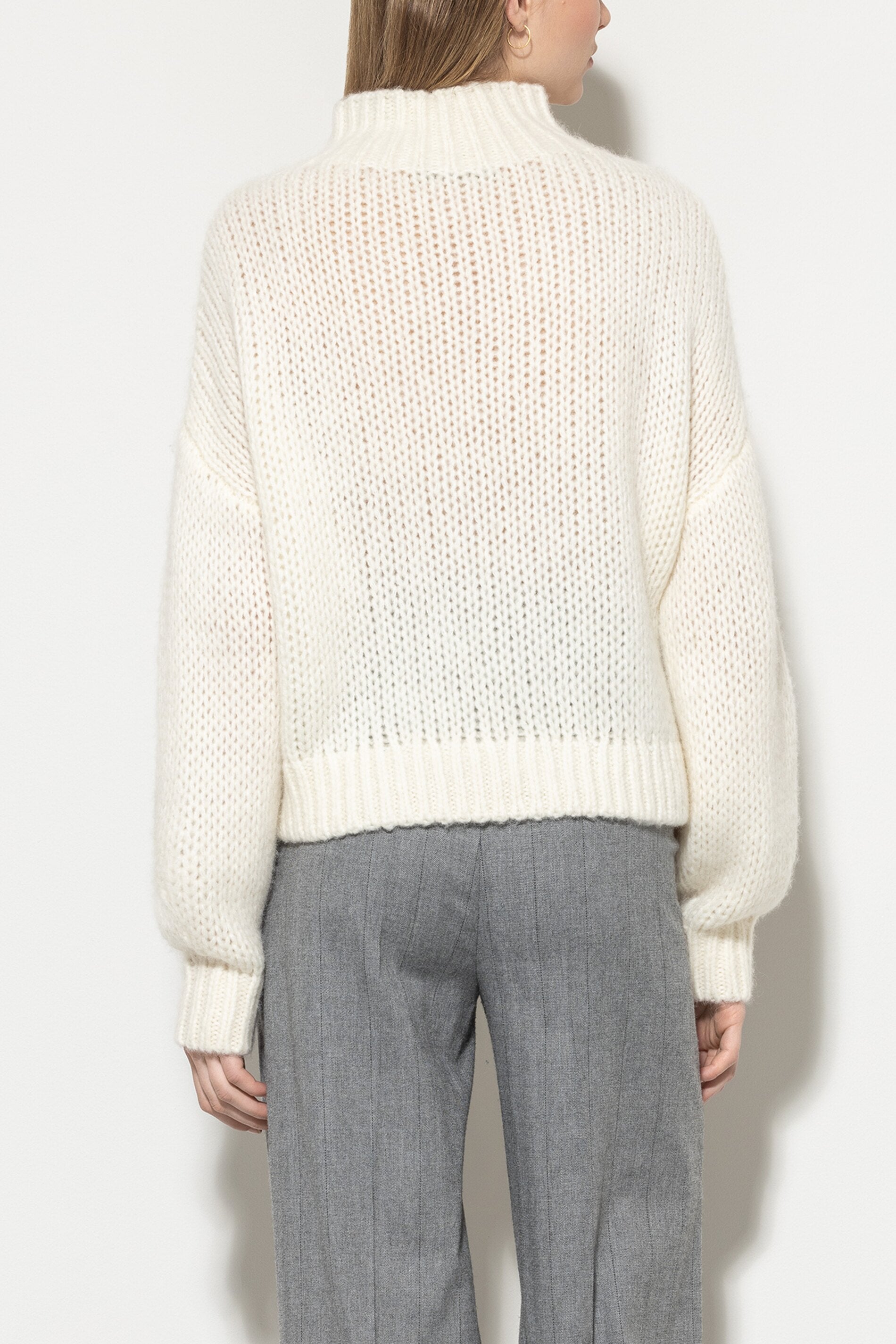 Turtleneck made from a wool blend