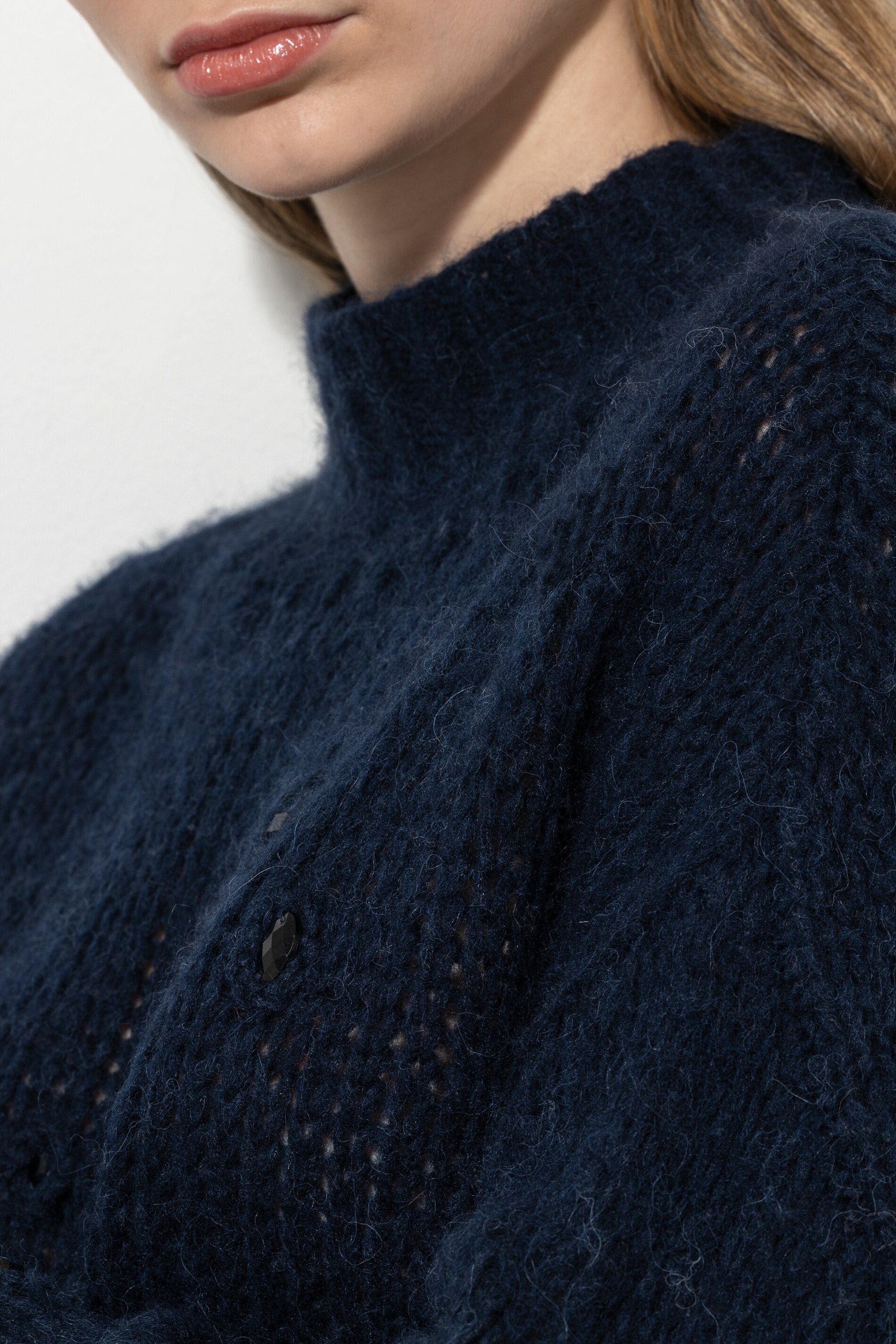 Turtleneck made from a wool blend