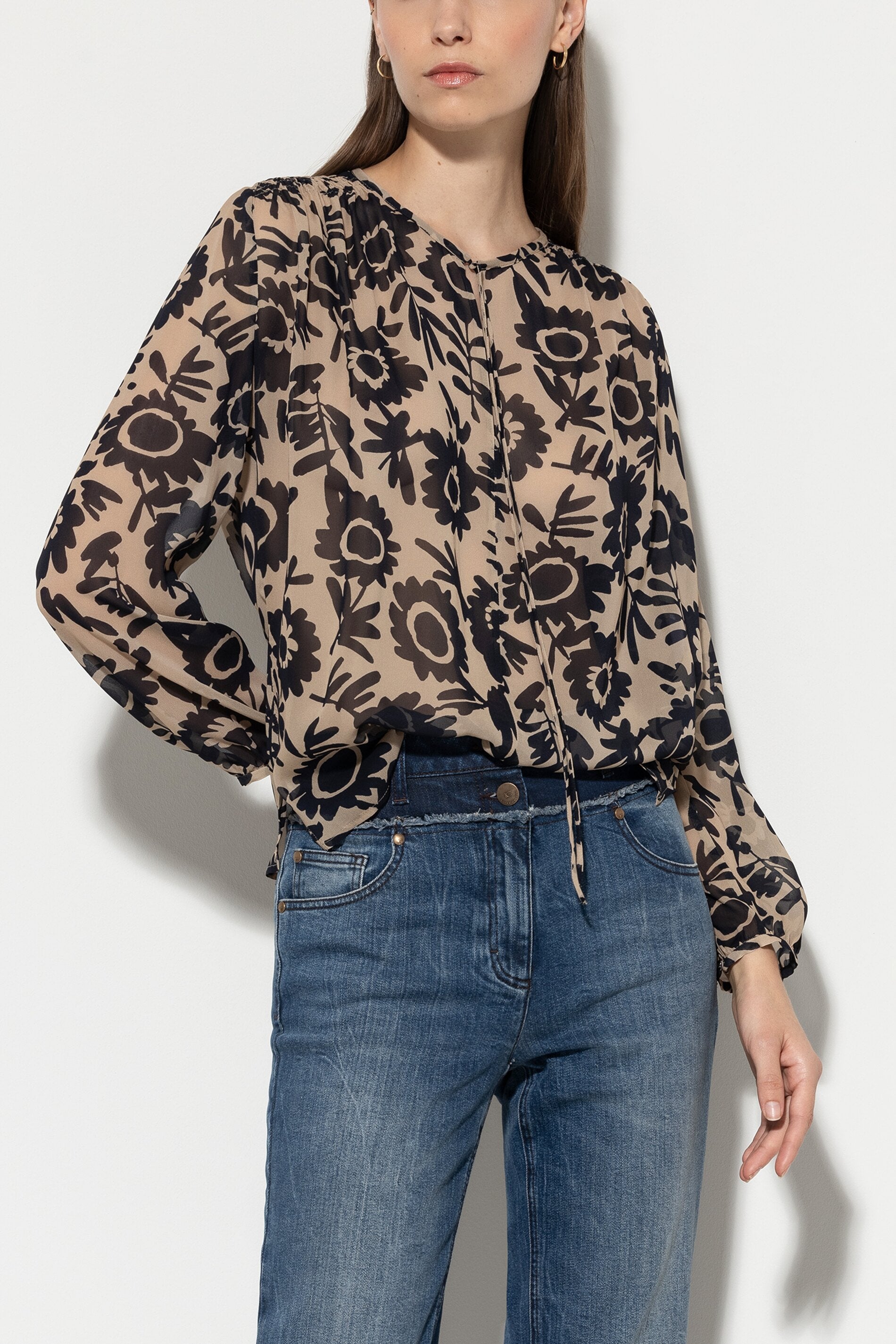 Tunic blouse with floral print