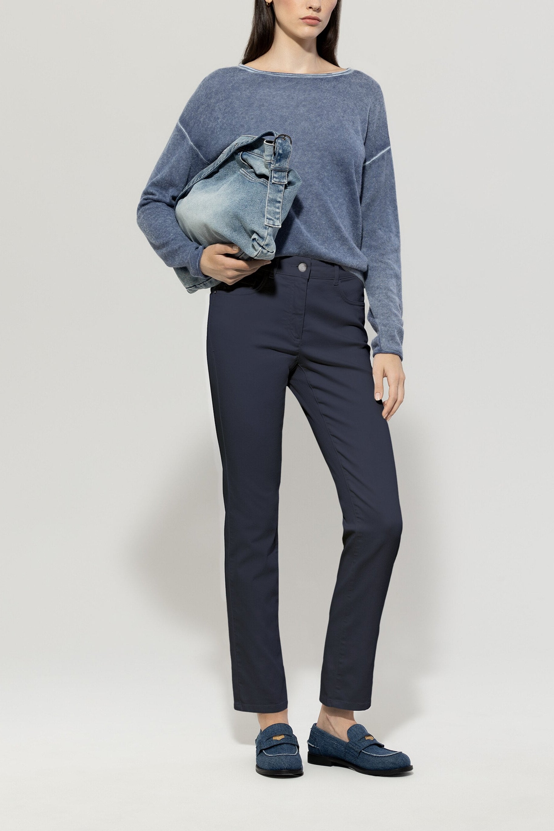 #Farbe_jeans blue