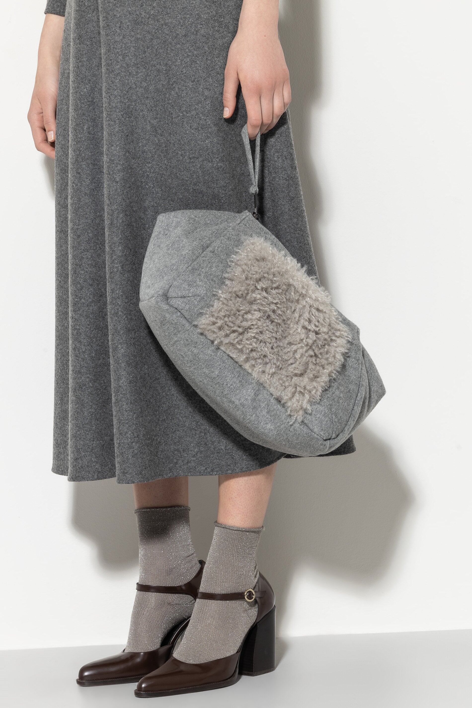 #Farbe_heather grey